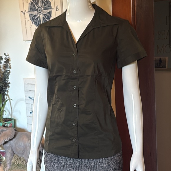NWT northern reflections size small Olive Green Women's Button-Up Top - Picture 3 of 6